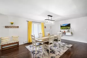 4 Grove St, Hampton Township, NJ 07860 - Photo 2