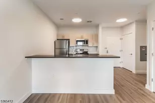 72 S Essex Ave, Orange, NJ 07050 - Photo 4