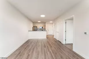 72 S Essex Ave, Orange, NJ 07050 - Photo 8