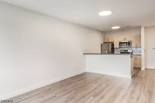 72 S Essex Ave, Orange, NJ 07050 - Photo 6