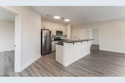 72 S Essex Ave #213, Orange, NJ 07050 - Photo 8