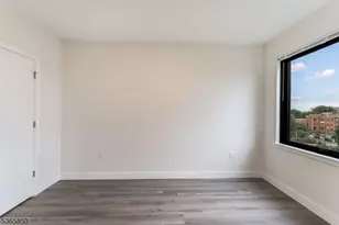 72 S Essex Ave, Orange, NJ 07050 - Photo 16