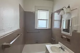 165 Franklin St, Bloomfield, NJ 07003 - Photo 6