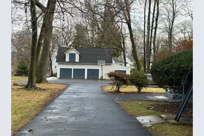 163 Park St #3, Montclair, NJ 07042 - Photo 2