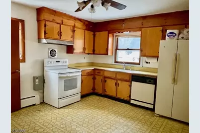 236 W Linden Ave, Linden, NJ 07036 - Photo 4