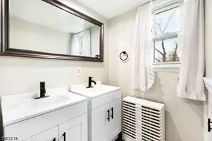 26 Van Ness Terrace, Maplewood, NJ 07040 - Photo 18