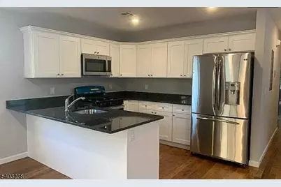 201 Schuyler Ave, Newark, NJ 07112 - Photo 6