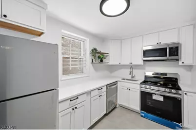 59-61 Brighton Avenue U19, Belleville Twp., NJ 07109 - Photo 2