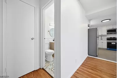 59-61 Brighton Avenue U19, Belleville Twp., NJ 07109 - Photo 6