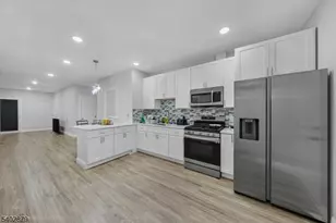 81 Wolcott Terrace, Newark, NJ 07112 - Photo 10