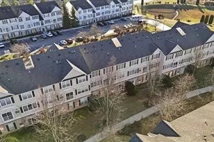 228 Windmill Ct, Lopatcong Township, NJ 08865 - Photo 2