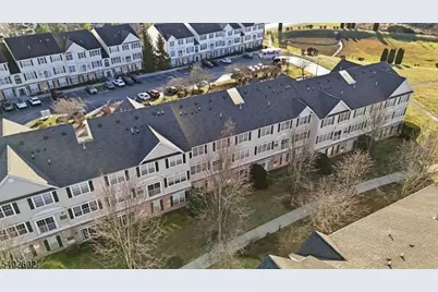 228 Windmill Ct, Lopatcong Township, NJ 08865 - Photo 4