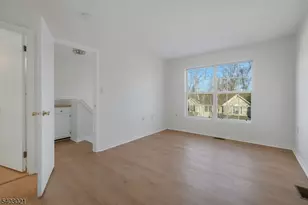 43 Rushmore Ln, Allamuchy Township, NJ 07840 - Photo 10