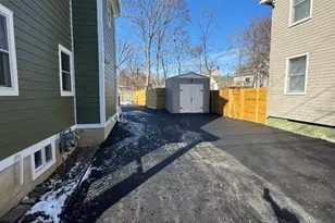 11 Cleveland St, Morristown, NJ 07960 - Photo 2