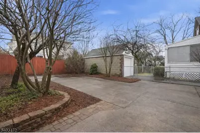 5 Colleen St, Newark, NJ 07106 - Photo 14