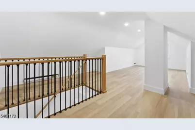 5 Colleen St, Newark, NJ 07106 - Photo 8