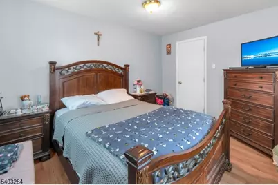 414 Mechanic St, Orange, NJ 07050 - Photo 16