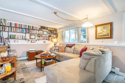 34 Carlos Dr, Fairfield, NJ 07004 - Photo 18