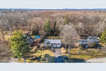 34 Carlos Dr, Fairfield, NJ 07004 - Photo 28