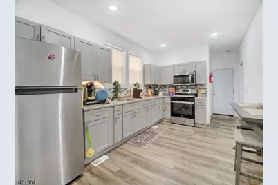 76 Amherst St, East Orange, NJ 07018 - Photo 12