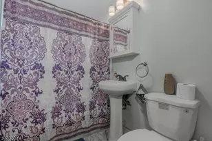 916 Stuyvesant Ave., Irvington Twp., NJ 07111 - Photo 2