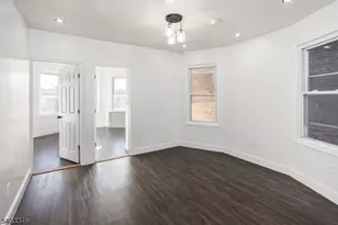 11 Ellington St, East Orange, NJ 07017 - Photo 6