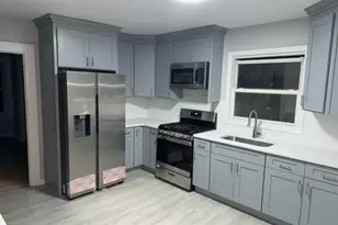 32 Hornblower Ave, Belleville, NJ 07109 - Photo 1