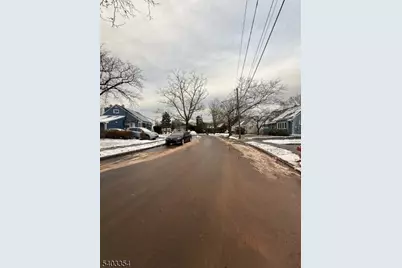 14 Colonial Rd, Roselle, NJ 07203 - Photo 4