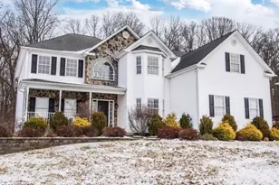 32 Oakridge Rd, Washington Township, NJ 07882 - Photo 1