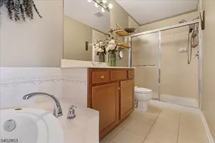 18 Marina Dr, Bayonne, NJ 07002 - Photo 18