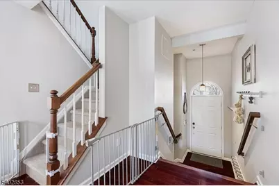 18 Marina Dr, Bayonne, NJ 07002 - Photo 6