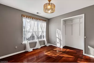 18 Marina Dr, Bayonne, NJ 07002 - Photo 20