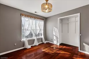 18 Marina Dr, Bayonne, NJ 07002 - Photo 20