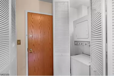 240 Main St #305, Little Falls Township, NJ 07424 - Photo 10