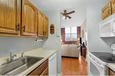 240 Main St #305, Little Falls Township, NJ 07424 - Photo 6