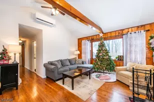 21 Mondamin Rd, Vernon, NJ 07422 - Photo 16