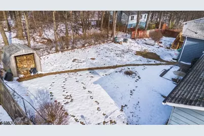 21 Mondamin Rd, Vernon, NJ 07422 - Photo 38