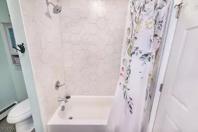 21 Mondamin Rd, Vernon, NJ 07422 - Photo 20