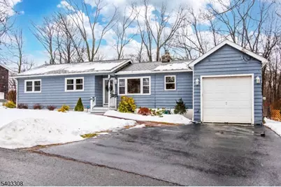 21 Mondamin Rd, Vernon, NJ 07422 - Photo 2