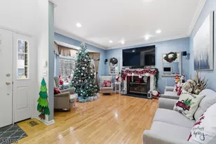 406 Rock Ridge Rd, Jefferson Township, NJ 07849 - Photo 4