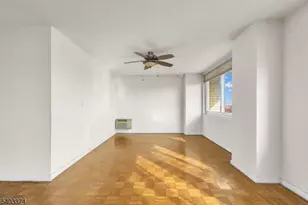 160 Overlook Ave, Hackensack, NJ 07601 - Photo 18