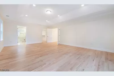 20 West Dr, Fairfield, NJ 07004 - Photo 28