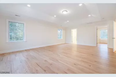 20 West Dr, Fairfield, NJ 07004 - Photo 30