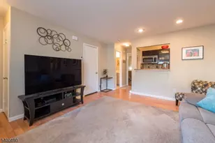 303 Arsdale Terrace, Union Township, NJ 07083 - Photo 6