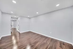 456 Girard Ave, Franklin Township, NJ 08873 - Photo 10