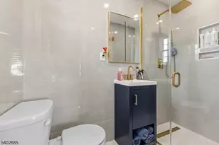 48 Hobart Pl Apt, Clifton, NJ 07011 - Photo 12