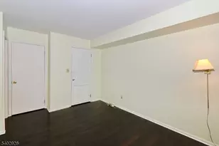 153 Cortland Ln Ondo, Bedminster Township, NJ 07921 - Photo 16