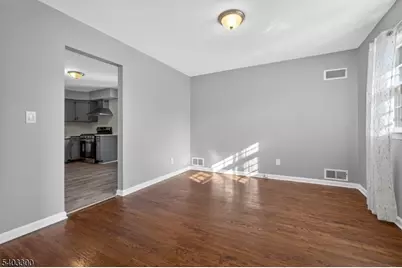 17 Union Ave #2, Maplewood, NJ 07040 - Photo 6