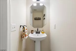 166 Riverwalk Way, Clifton, NJ 07014 - Photo 14