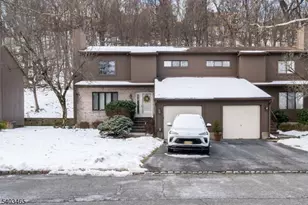13 Mountain Ridge Dr, Cedar Grove Twp., NJ 07009 - Photo 2